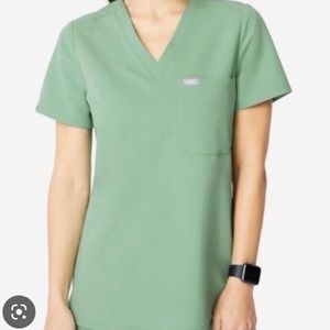 FIGS Catarina scrub top Jade size small